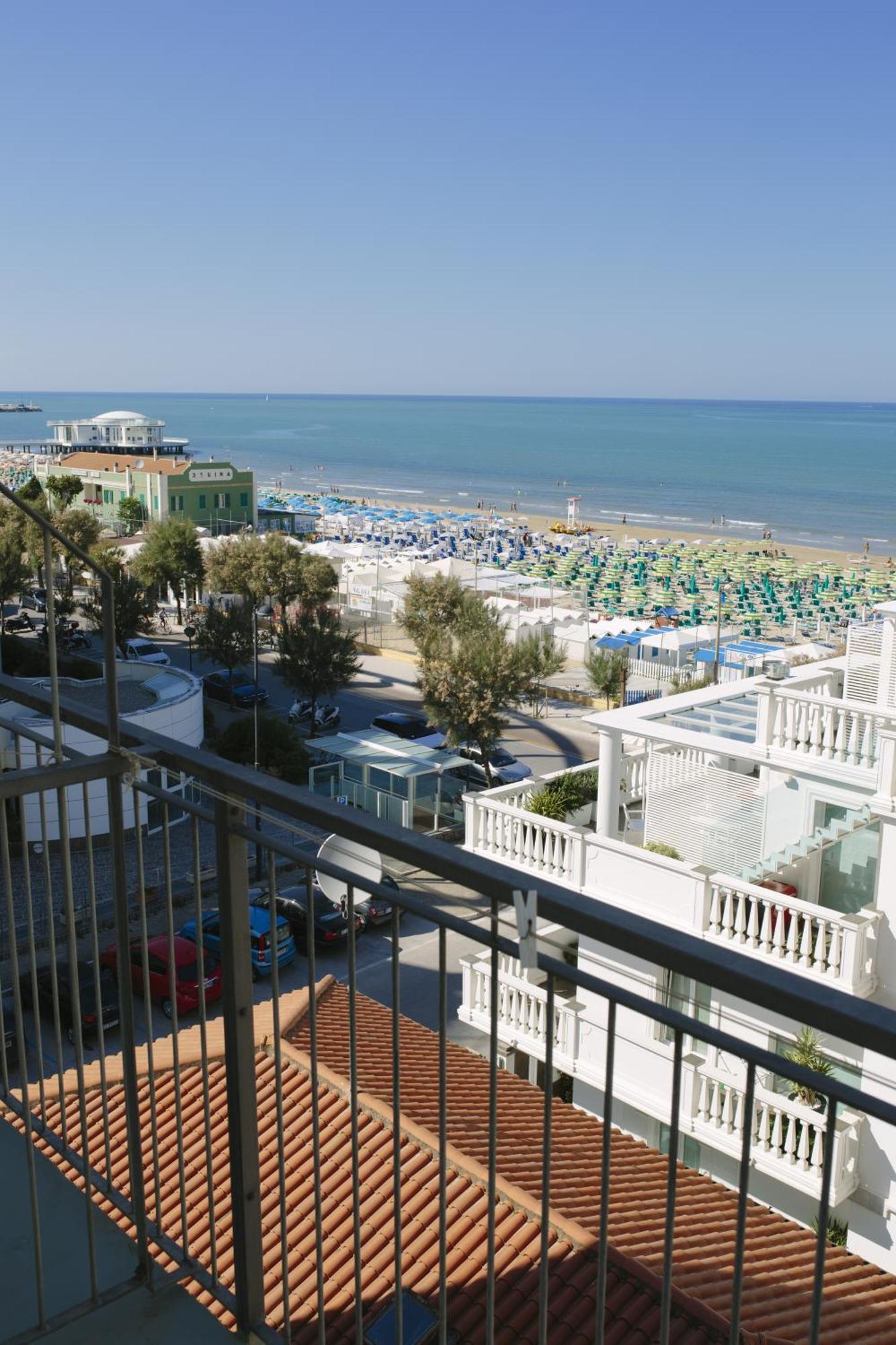 Hotel Paradiso Senigallia Kültér fotó
